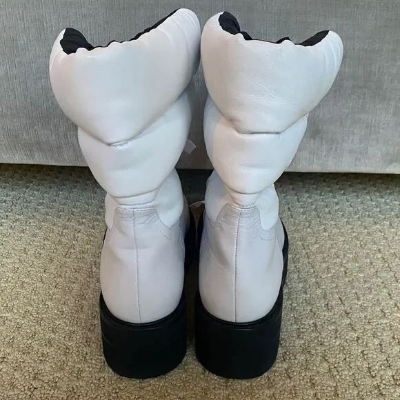Stuart Weitzman White and Black Winter Boots - Picture 3 of 5